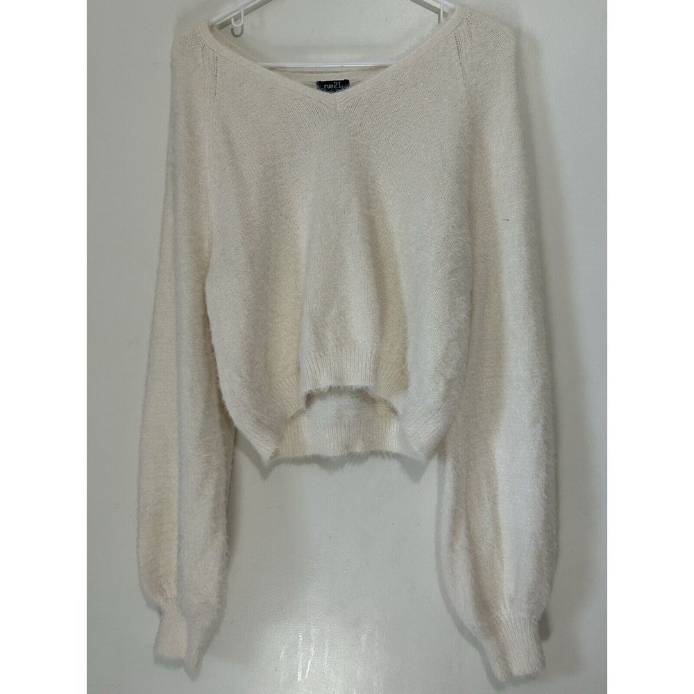 Rue 21 Women's Cropped Long Sleeve Sweater Size Small